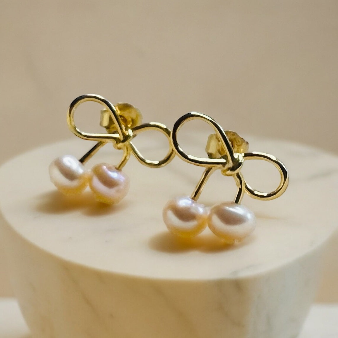 Valerie- Dainty Bow Earrings