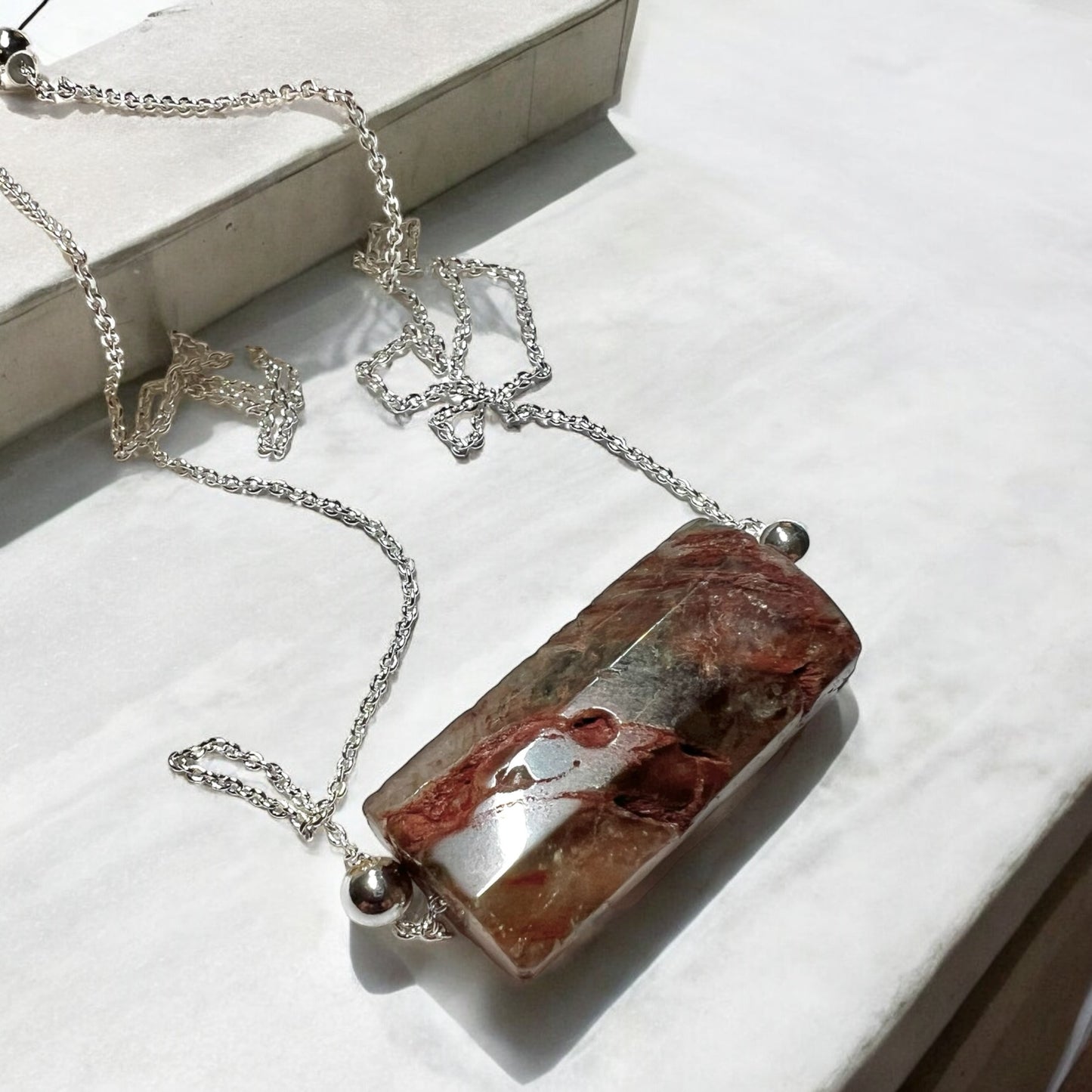 Agate Faceted Column Necklace